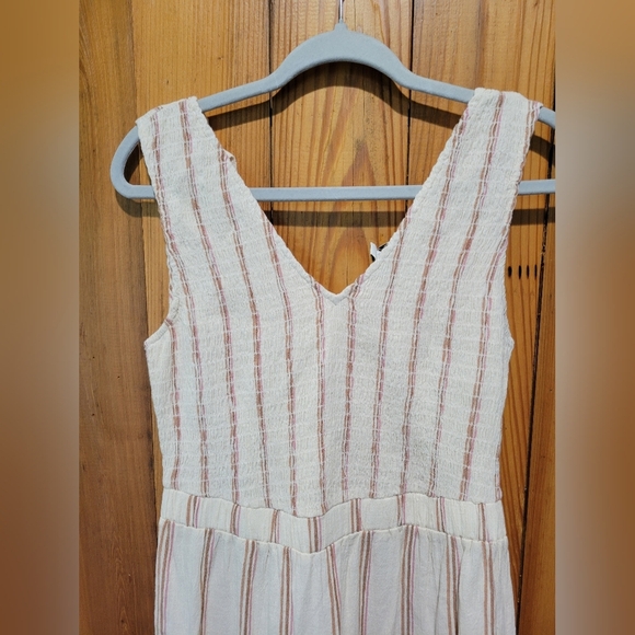 Wonderly Striped Sleeveless Maxi Dress - Picture 3 of 11